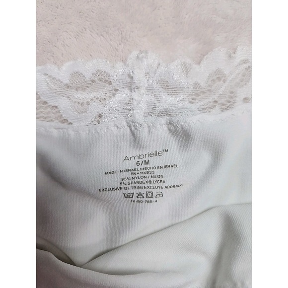 Ambroelle‎ Lace Bikini Panties White NWOT Size 6M - Picture 2 of 3